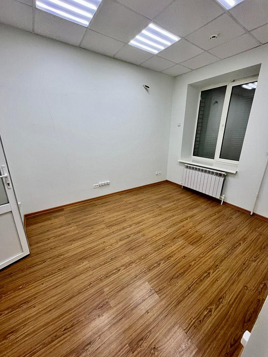 Сдам помещение свободного назначения, 615 м² фото