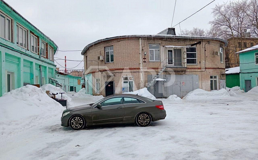 Продажа производственно-складских зданий с З.У. в собственности. фото