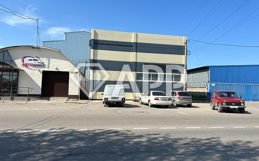 Продам помещение свободного назначения, 1 000 м² фото