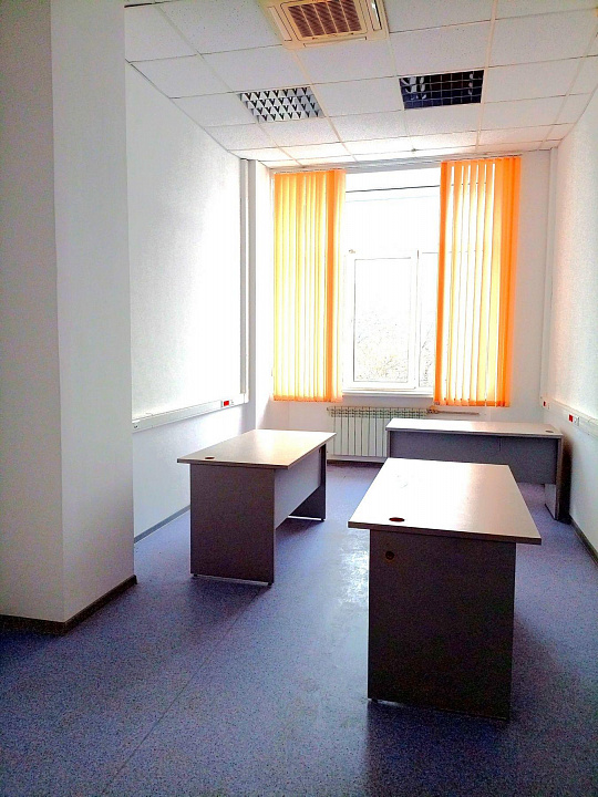 Сдам бизнес-центр/офисный центр, 1 250 м² фото