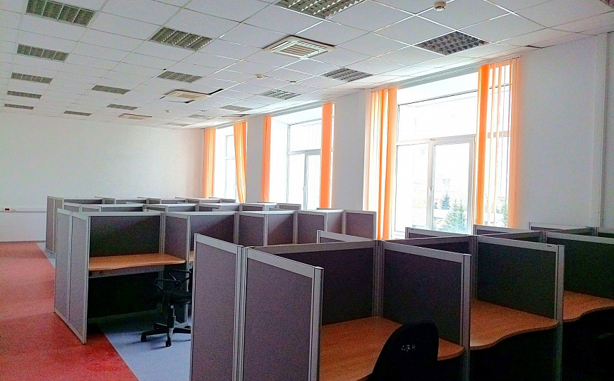 Сдам бизнес-центр/офисный центр, 1 250 м² фото