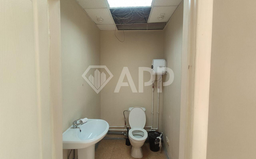 Сдаю помещение в центре с высоким трафиком, 300м² фото