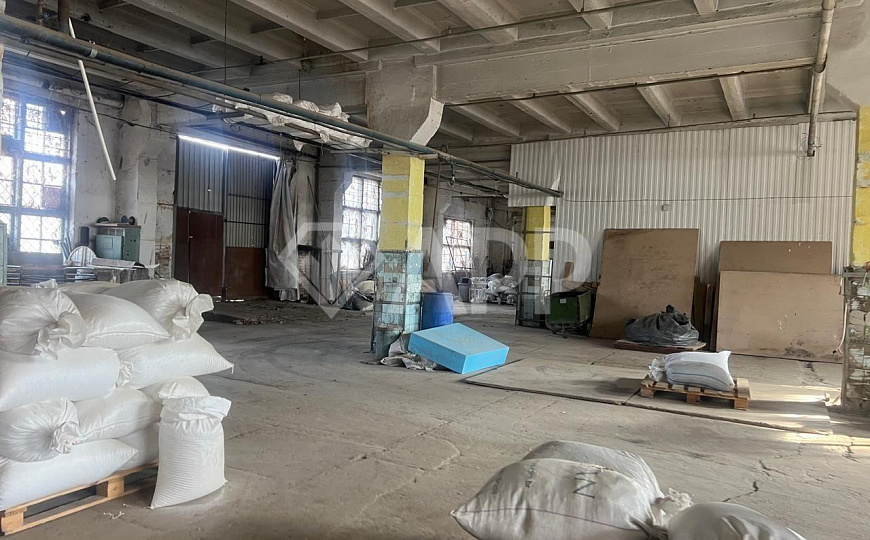 Сдам помещение свободного назначения, 9 000 м² фото
