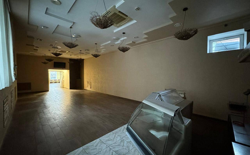 Торговое помещение 450 м2 . Центр Чапаева фото