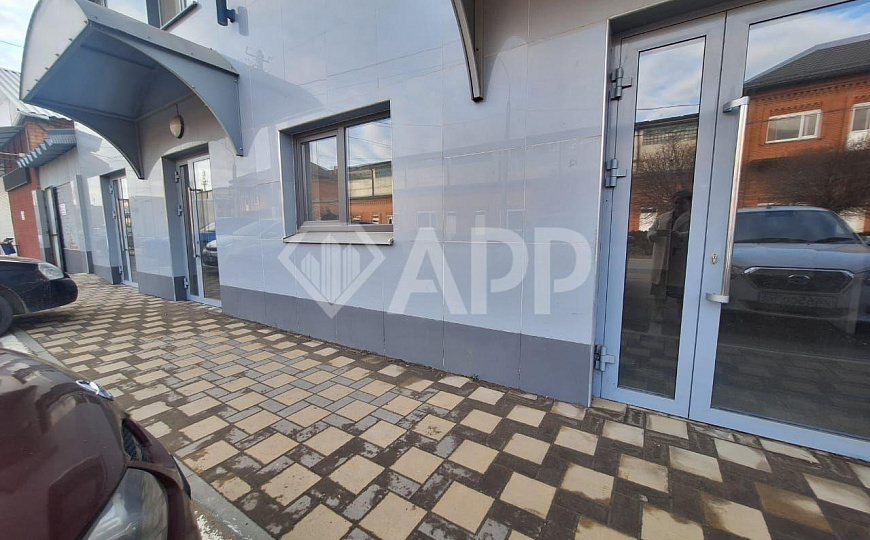 Сдам торговое помещение 50 м², возможно увеличить до 80 м² или уменьшить до 30 м² фото