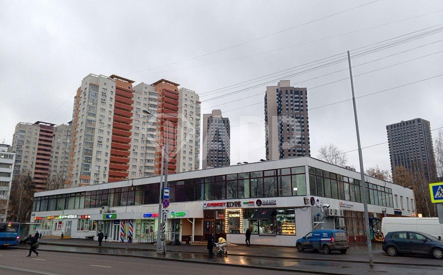 Торговое помещение с высоким потенциалом покупательского трафика фото