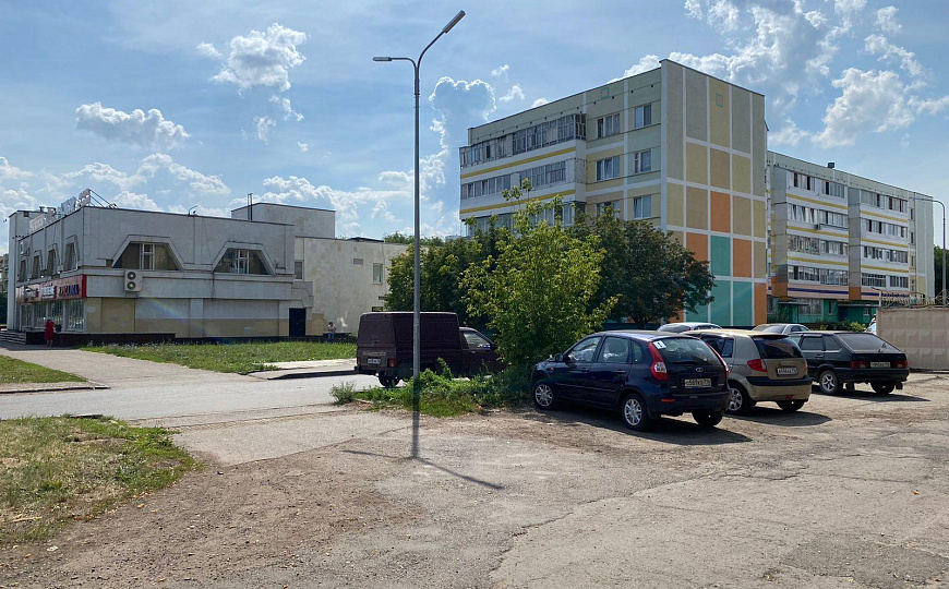 Продается отдельно стоящее здание с арендаторами 3970м² фото