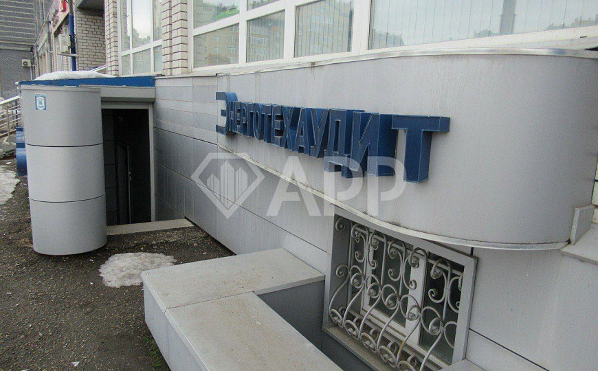 Продаю помещение со свежим ремонтом, на первой линии фото