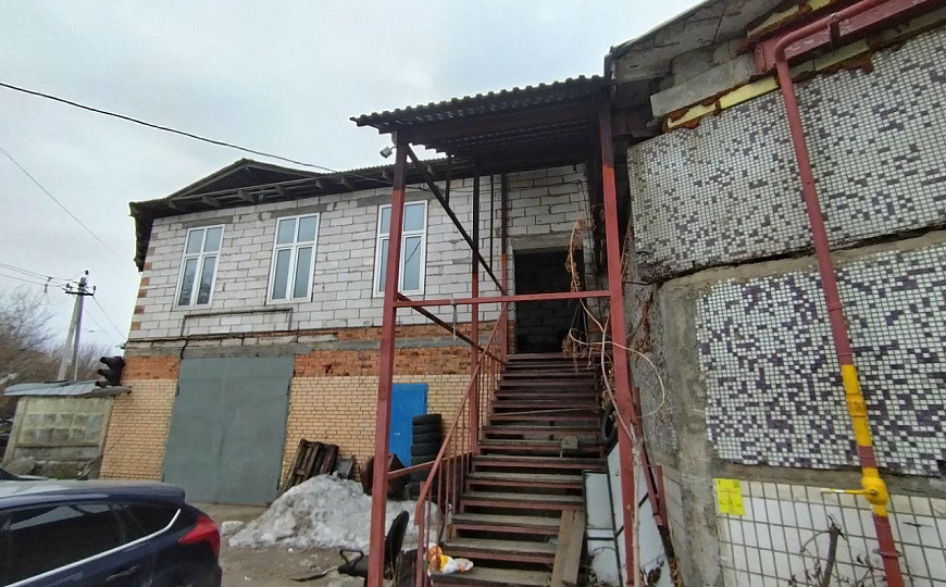 Сдам отдельно стоящее здание, 900 м² фото