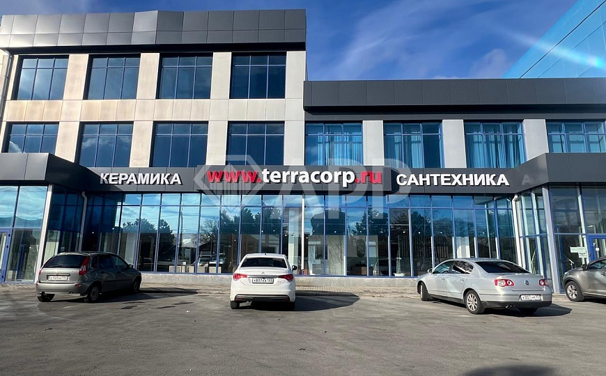 Сдам помещение свободного назначения, 670 м² на втором и третьих этажах. фото