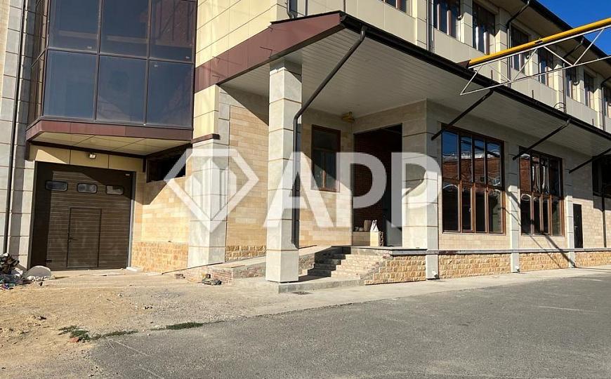 Сдам помещение свободного назначения, от 400 до 800 м² фото