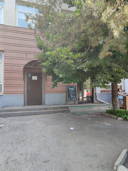 Сдам помещение с отдельным входом на 1 линии, 90 м² фото