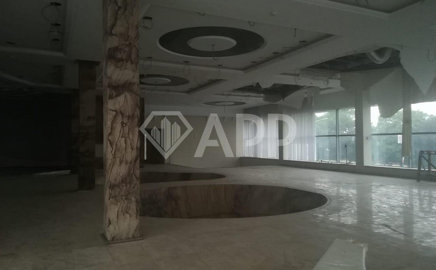 Сдам помещение свободного назначения, 1 300 м² фото