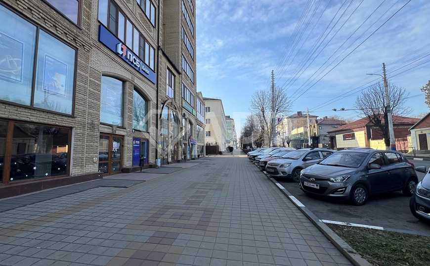 Сдам помещение свободного назначения, 200 м² фото