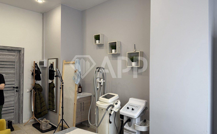 Помещение на трафике,14м² фото