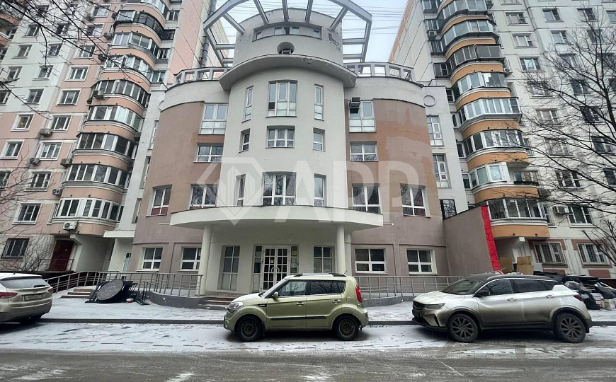 Здание 5 этажей, 2320 м2 фото