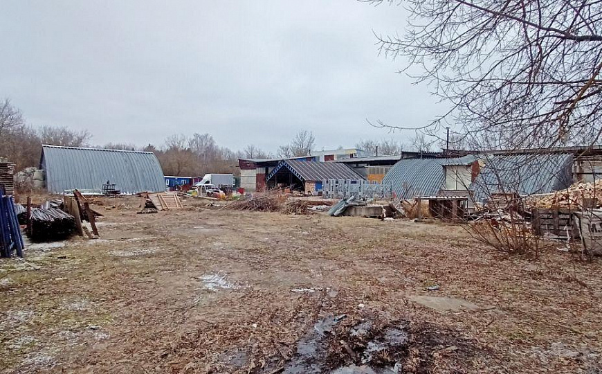 Аренда бетонированной площадки 700м2 фото