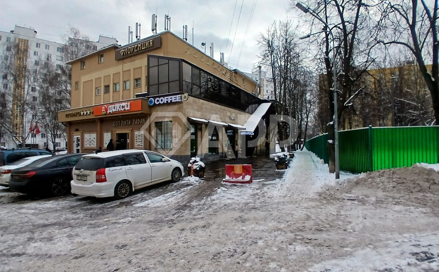 Сдаётся в аренду помещение ресторана с большим залом фото