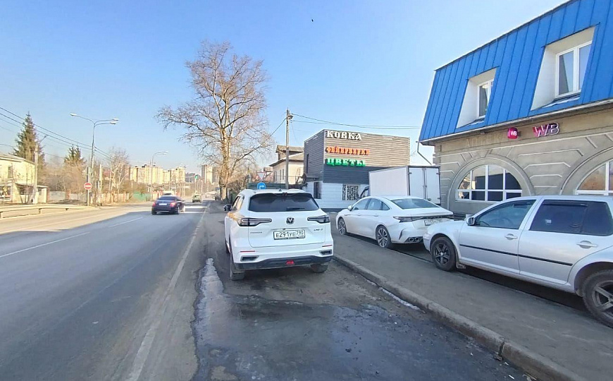 Сдам помещение от 20 м² с зоной разгрузки и подъёмником фото