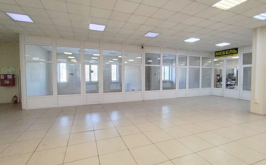 Сдам помещение от 20 м² с зоной разгрузки и подъёмником фото
