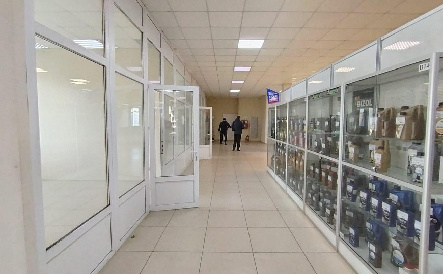 Сдам помещение от 20 м² с зоной разгрузки и подъёмником фото