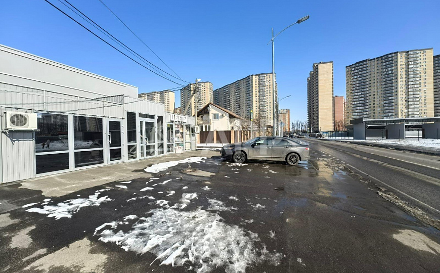 Сдам отдельно стоящее здание, 300 м² фото