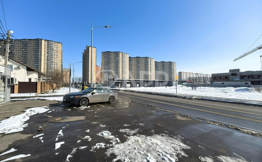 Сдам отдельно стоящее здание, 300 м² фото