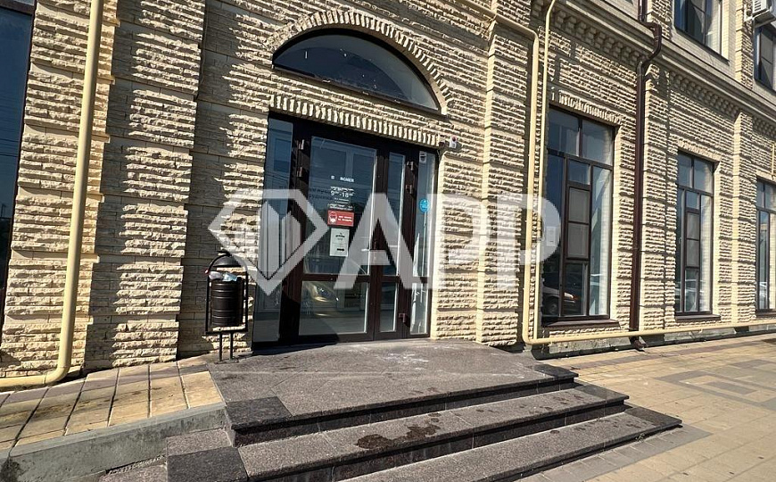 Сдам помещение свободного назначения, 92 м². фото