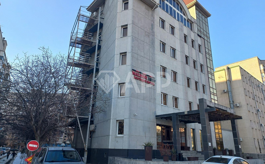 Продам гостиница, 1 470 м² фото