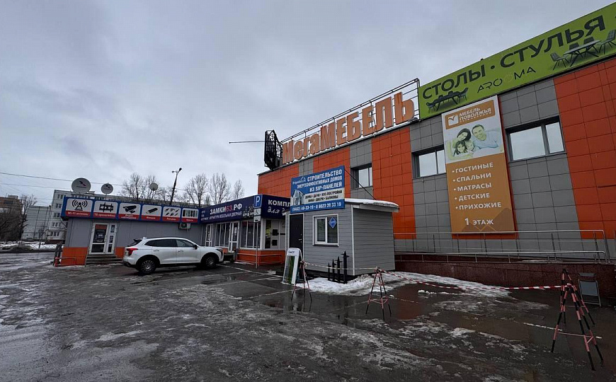 Аренда торговой площади в мебельном магазине. фото