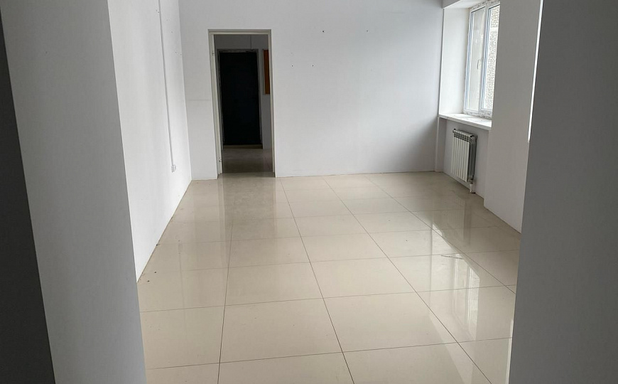 помещение в торговом комплексе,высокий трафик, 215 м² фото