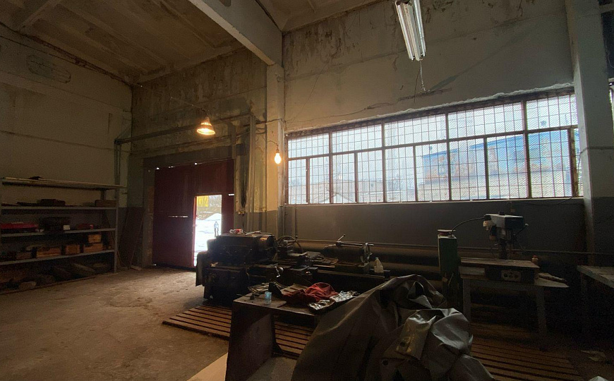 Сдам производственное помещение, 300 м² фото