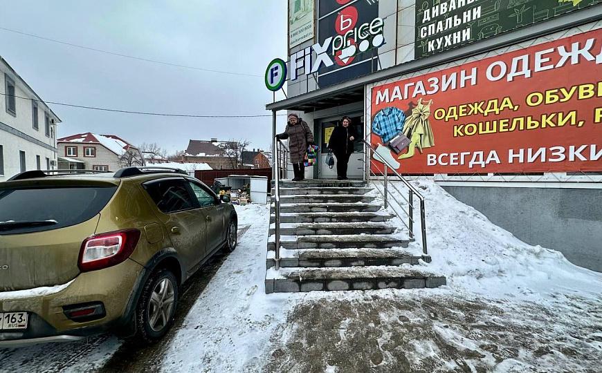 Аренда 65 м2 на 1 этаже в ТЦ «Плаза» фото