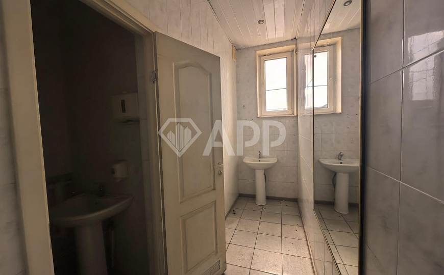Продам отдельно стоящее здание, 550 м² фото