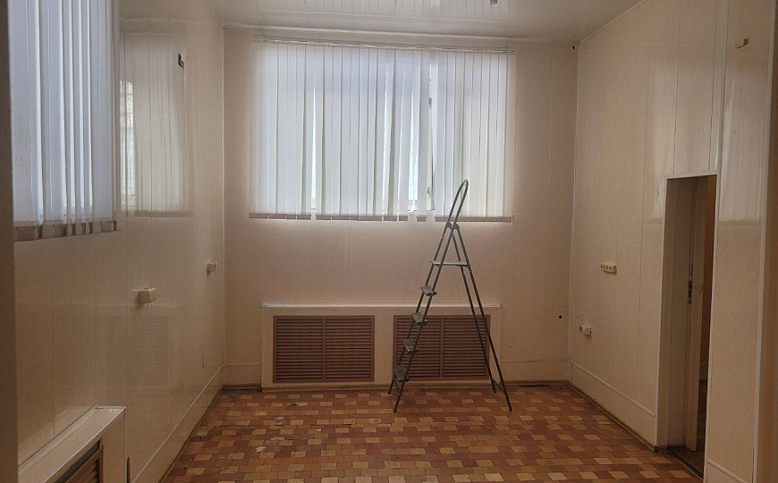 Свободного назначения с трафиком, 90 м² фото