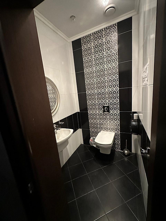 Сдам помещение свободного назначения, 354 м² фото