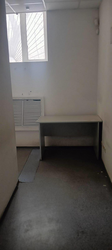 Помещение с большими витринами на трафике, 228,2 м² фото