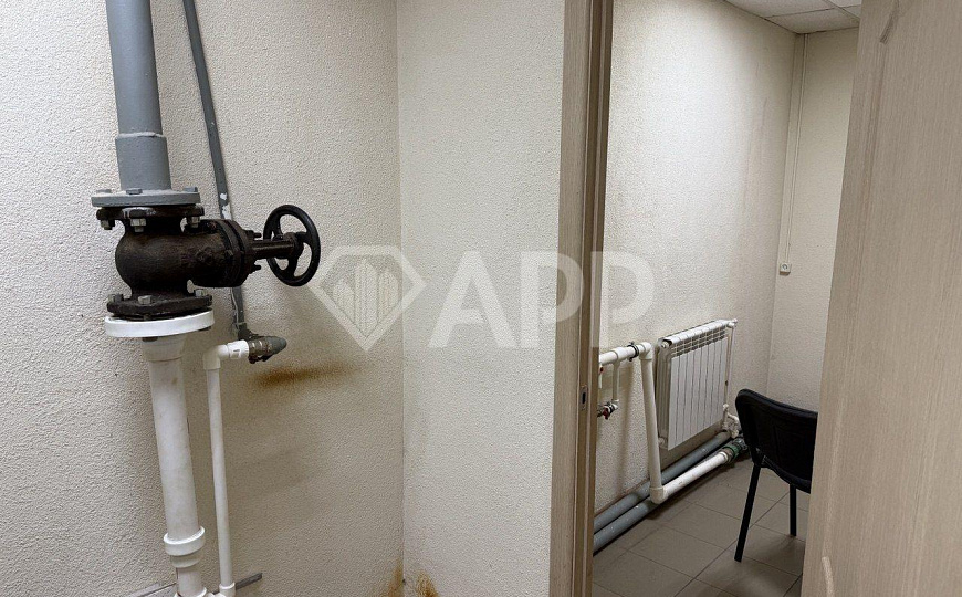 Теплый склад на Журналистов фото