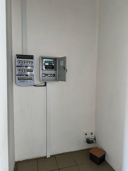 Продам 56,4 м² с хорошим трафиком фото
