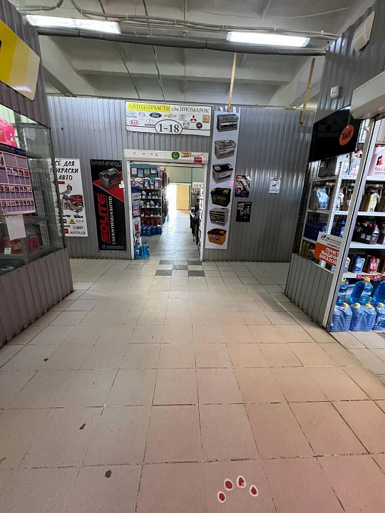 Сдается секция 38м2 в ТЦ Галактика фото