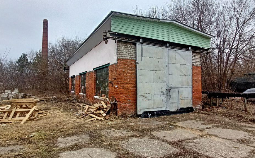 Аренда, цех под производство 100 м² + бетонированная площадка 100 м² фото