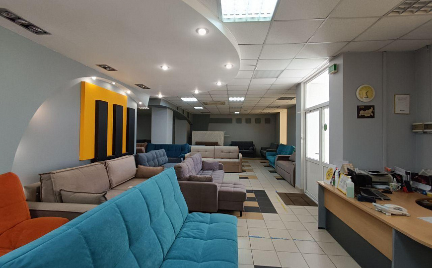 Сдам помещение свободного назначения, 235 м² фото