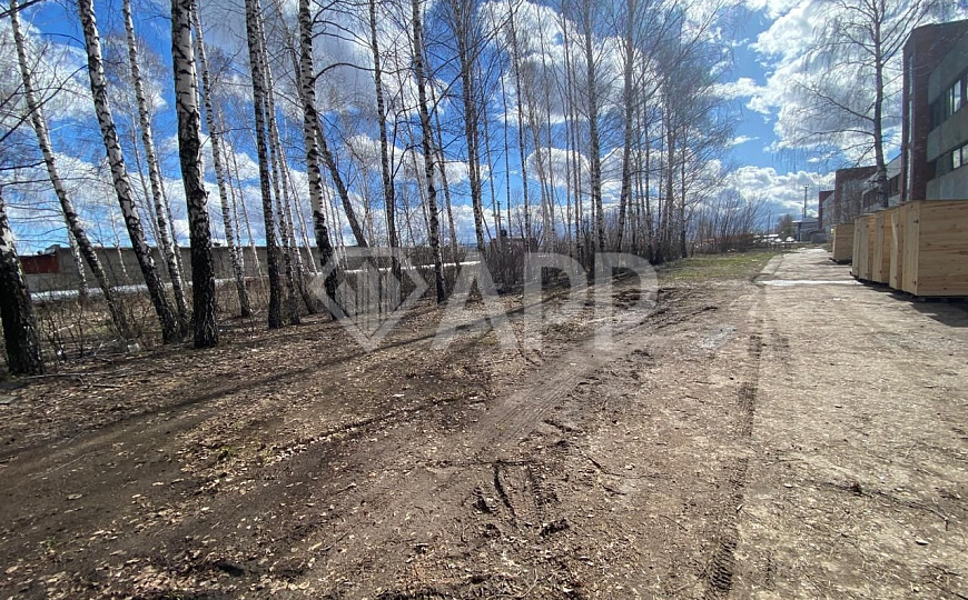 Отдельно стоящие здания 2051,7 м² с зу 1894 м²  фото