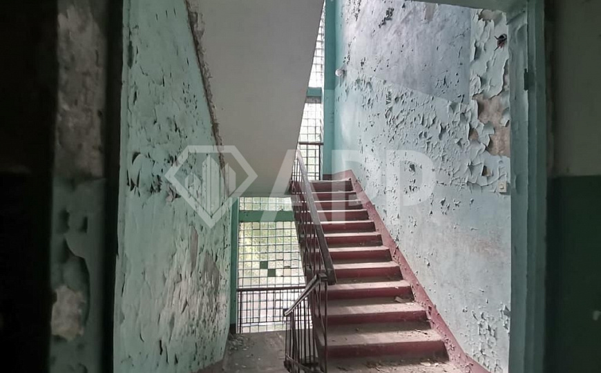 Отдельно стоящие здания 2051,7 м² с зу 1894 м²  фото
