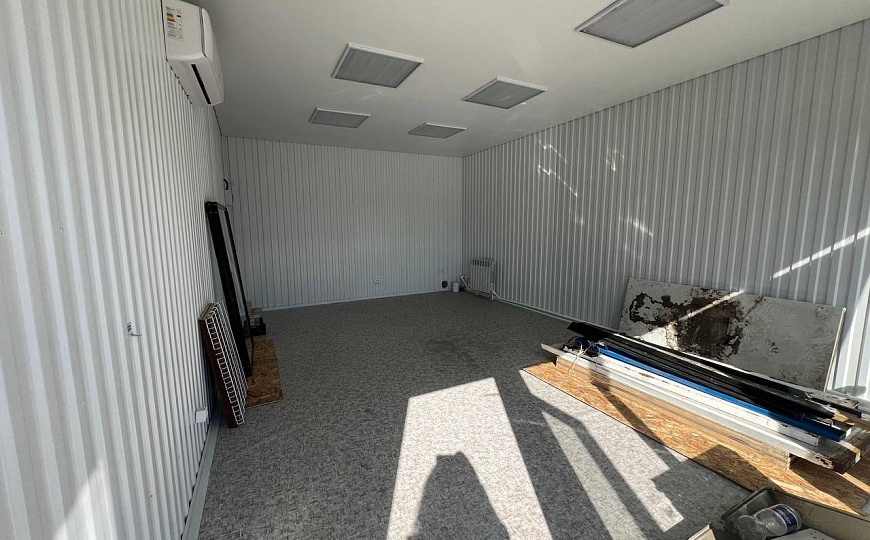 Торговые площади по ул. Гольянская, с. Завьялово, 24-200 м² фото