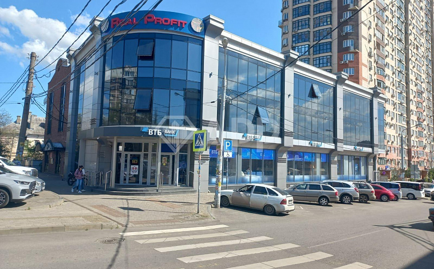 Сдам торговое помещение, 310 м² фото