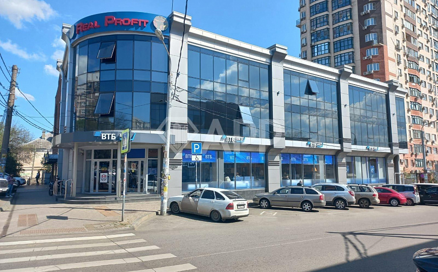Сдам торговое помещение, 310 м² фото