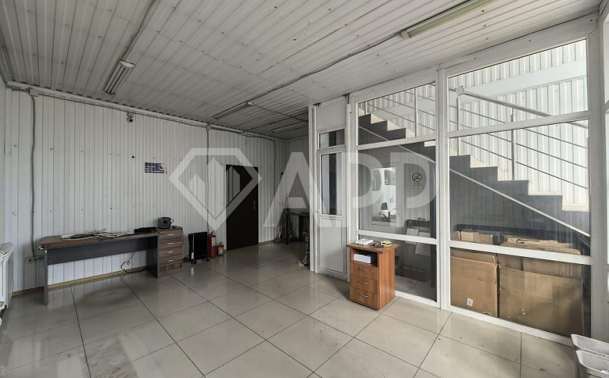 Сдам производствено-складское помещение, 75 м² фото