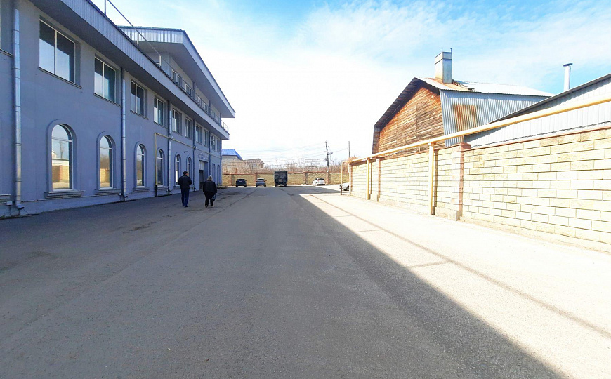Продам отдельно стоящее здание, 2 398 м² фото