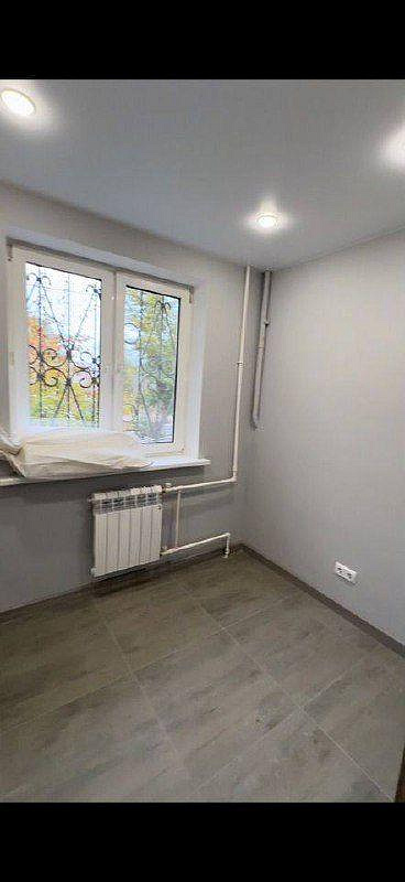 Продается помещение свободного назначения 57.6м2 с арендаторами. фото